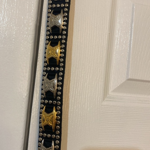 Vintage Leather western  stud belt, metal and stud design - Picture 2 of 6
